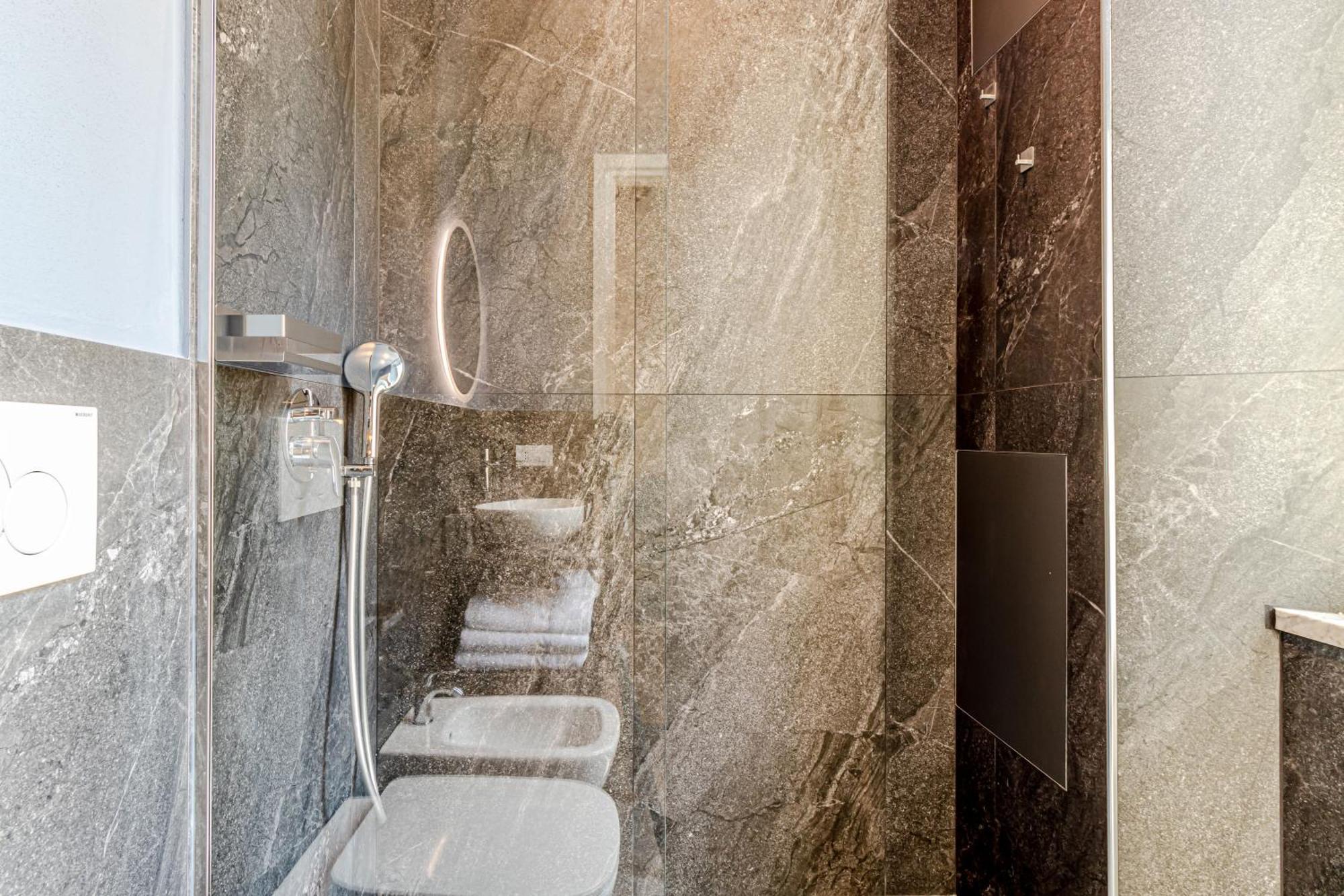 Moonlight Stylish Central, Hospital & Station Λιβόρνο Εξωτερικό φωτογραφία